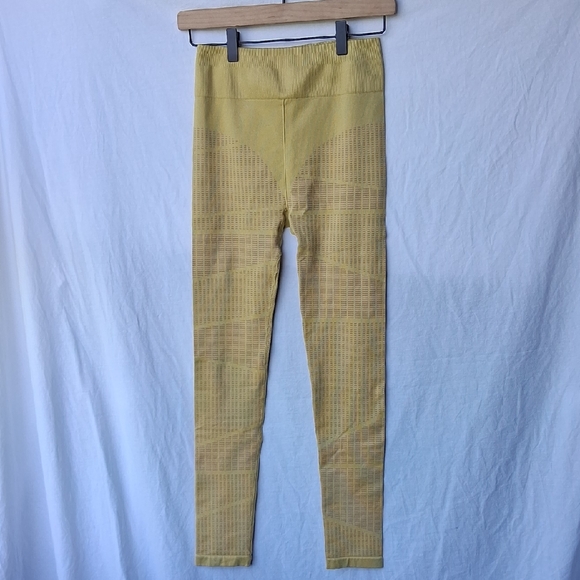 Fabletics Yellow Seamless Leggings Size S - Picture 3 of 16